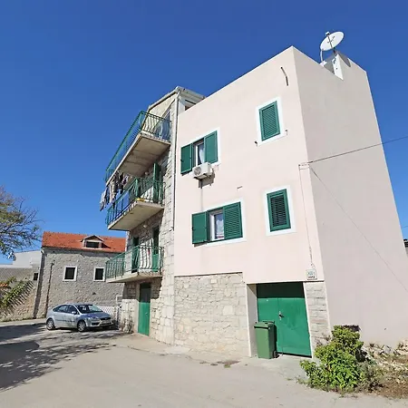 Apartment Anita Srima